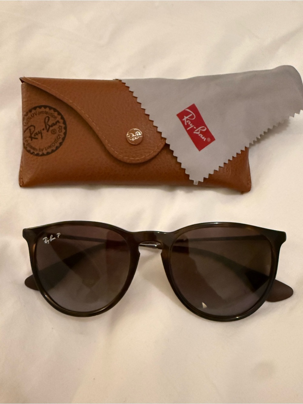 Ray-Ban Women's Brown Gradient Round Sunglasses: “Erika”